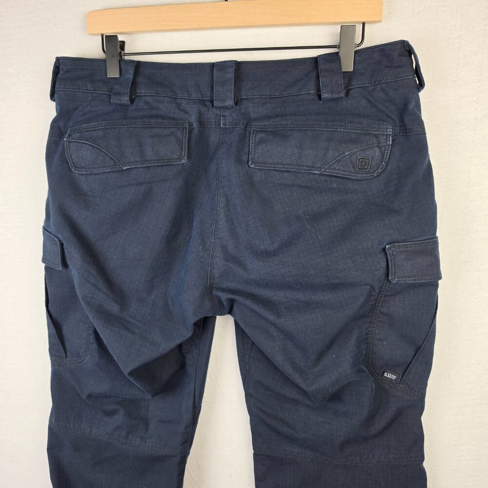 5.11 Tactical Cargo Pants Straight Leg Navy Utility size 12 Regular - Picture 2 of 8